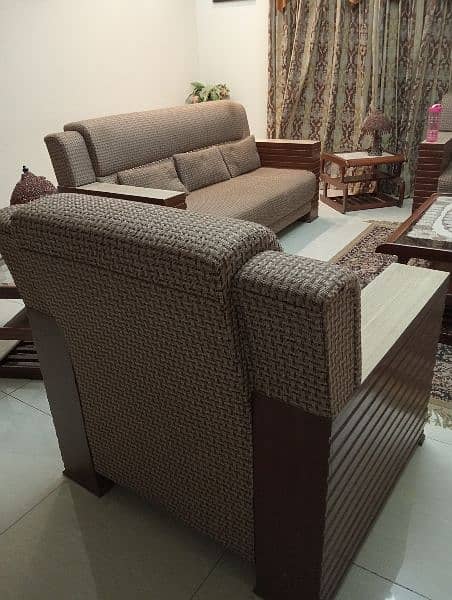 5 seater sofa set for sell 3