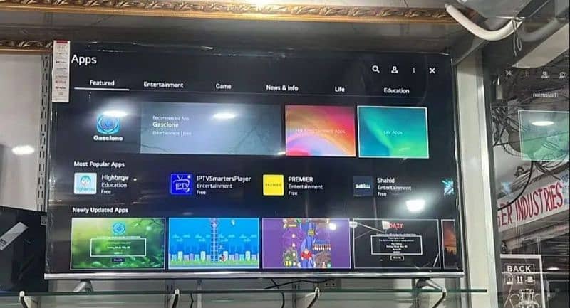 85. INCH SAMSUNG LED TV  NEW  WITH 3 YEAR WARRANTY. 03221257237 13