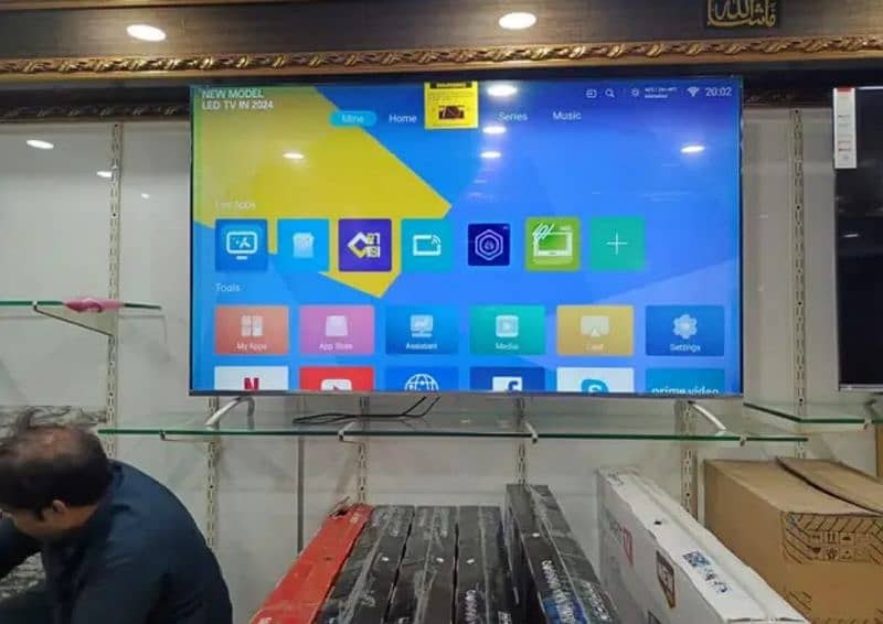 85. INCH SAMSUNG LED TV  NEW  WITH 3 YEAR WARRANTY. 03221257237 18