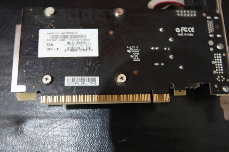 Nvidia MSI Geforce 8400GS 1GB VRAM graphics card 2