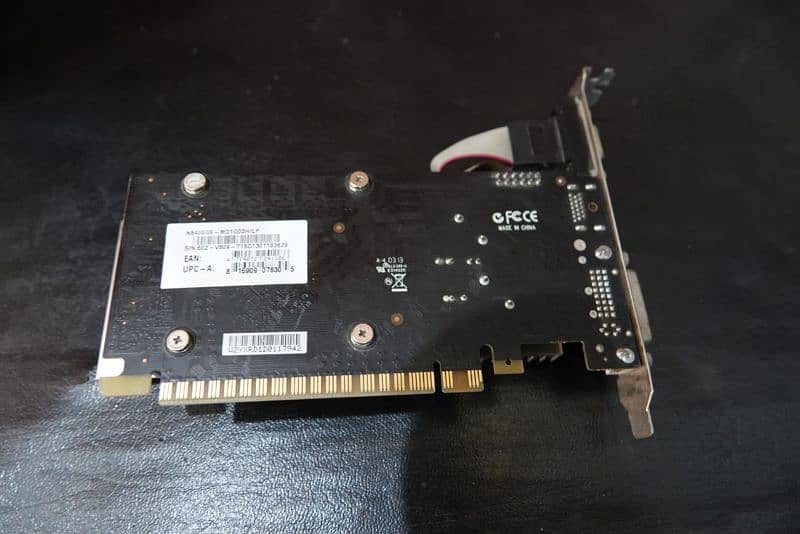 Nvidia MSI Geforce 8400GS 1GB VRAM graphics card 4