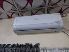 Slightly used Haier Star Dc inverter 1 ton