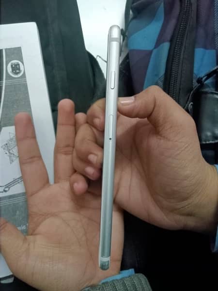 i phone 7 plus PTA approve 10 by 9 condition Battery 100 % 6