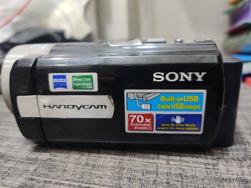 Sony Handycam With 70X Zoom model DCR-SX45 0