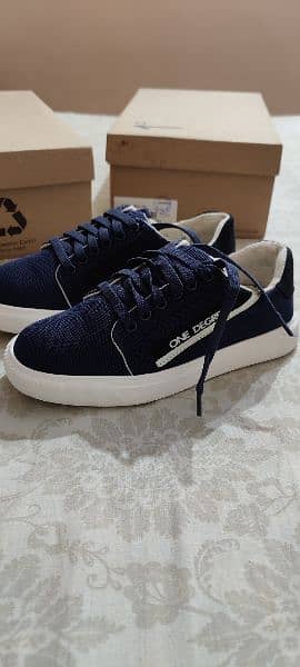 ONE Degree Sneaker For Sale 4