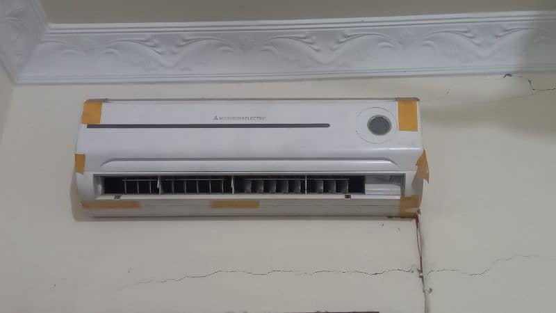 Mitsubishi 1.5 Ton Used AC 2