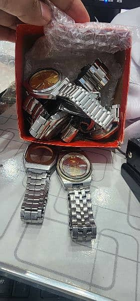 Vintage Seiko 5 watches 4