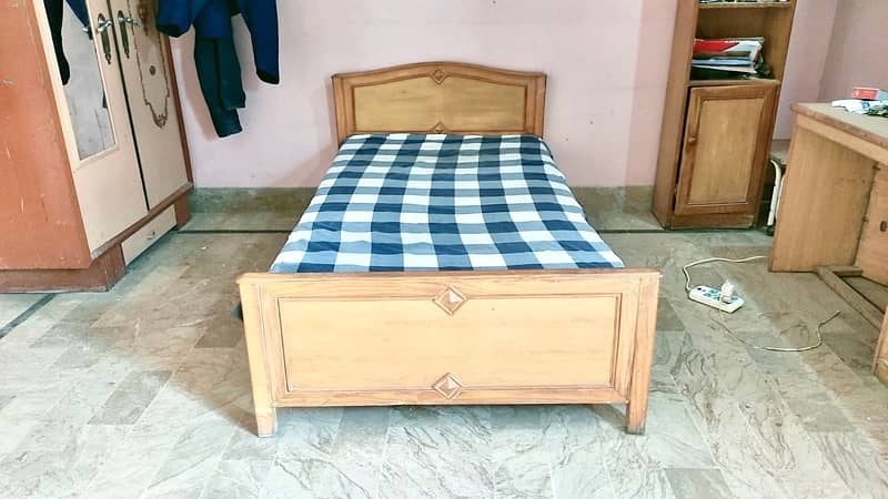 single bed and matress solid wood 4