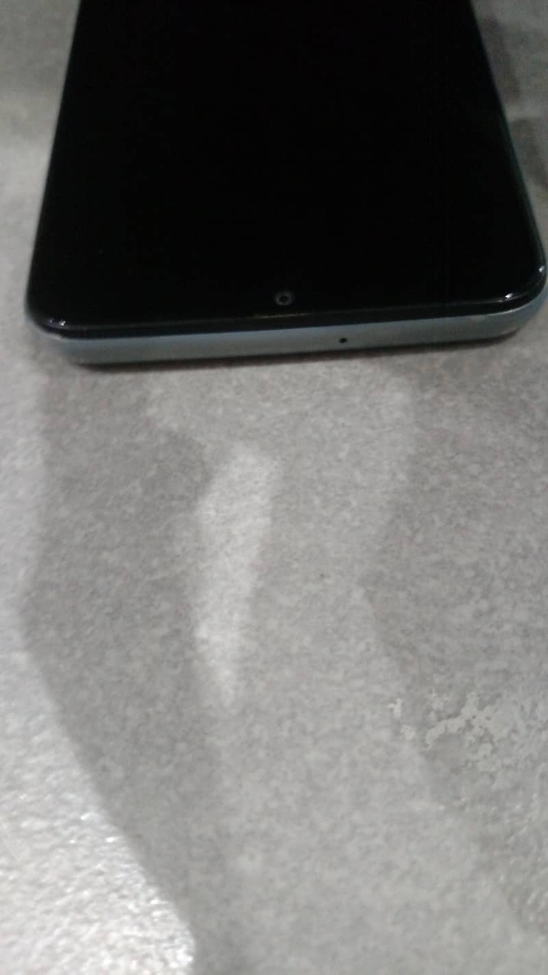 Samsung A50 4/128 all ok 9/10 condition only fingerprint not working 9