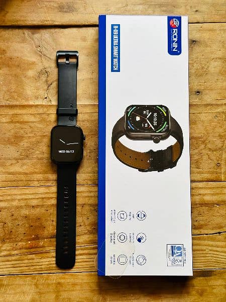Ronin R-09 ultra smart watch just few days used new watch no fault 0