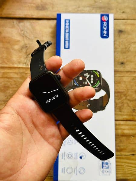 Ronin R-09 ultra smart watch just few days used new watch no fault 1