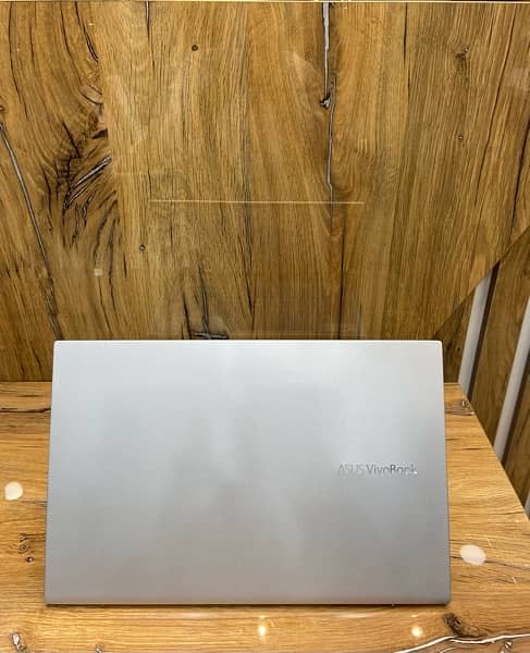 Asus VivoBook S15 i5-10th Gen 24Gb Ram 1Tb SSD 0