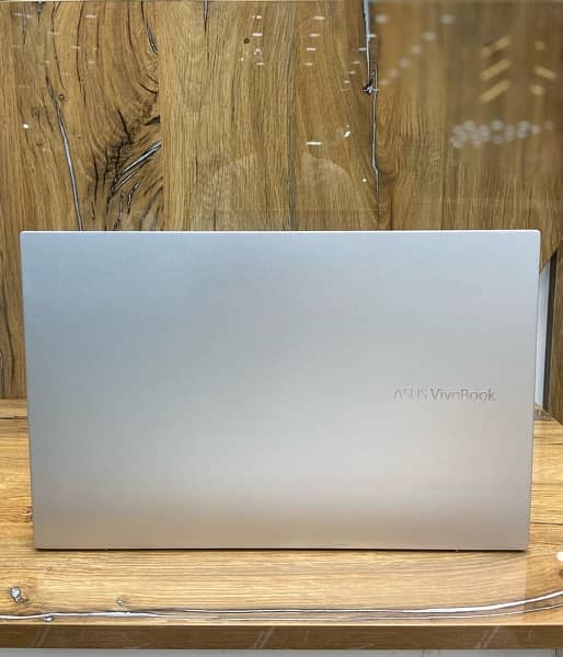 Asus VivoBook S15 i5-10th Gen 24Gb Ram 1Tb SSD 1