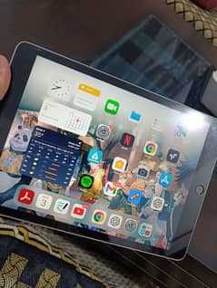 iPad 9 with box (no charger) 0