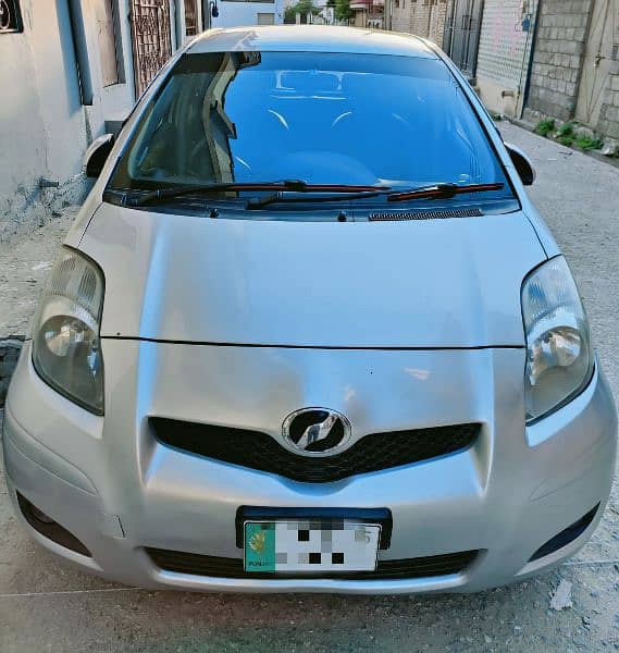 Toyota Vitz 2010 1