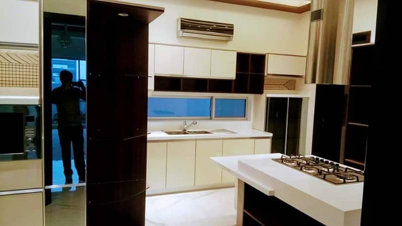 1 Kanal Galleria Design Royal Place Out Class Modern Luxury Bungalow For Rent In Dha Phase Vi 6