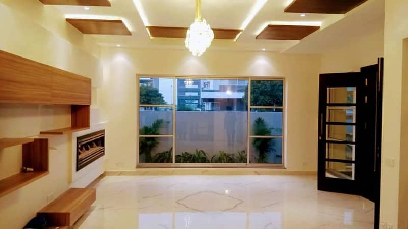 1 Kanal Galleria Design Royal Place Out Class Modern Luxury Bungalow For Rent In Dha Phase Vi 4