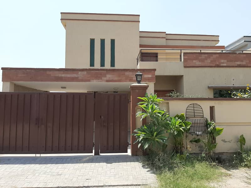 14 Marla Good Located House Available For Rent In PAF Falcon Complex Gulberg III Lahore 0
