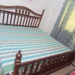 wooden bed set 0