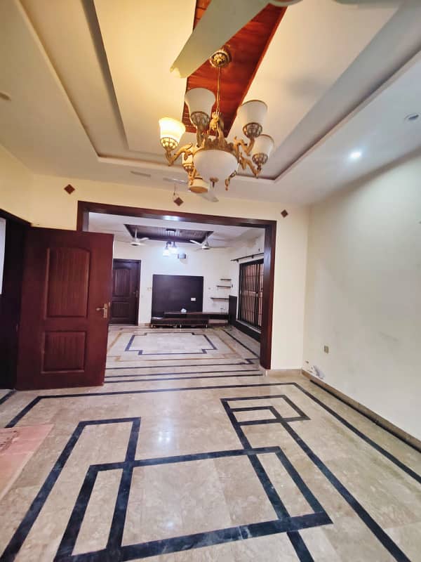10Marla beautiful House Available For rent DHA phase 2 Islamabad 7