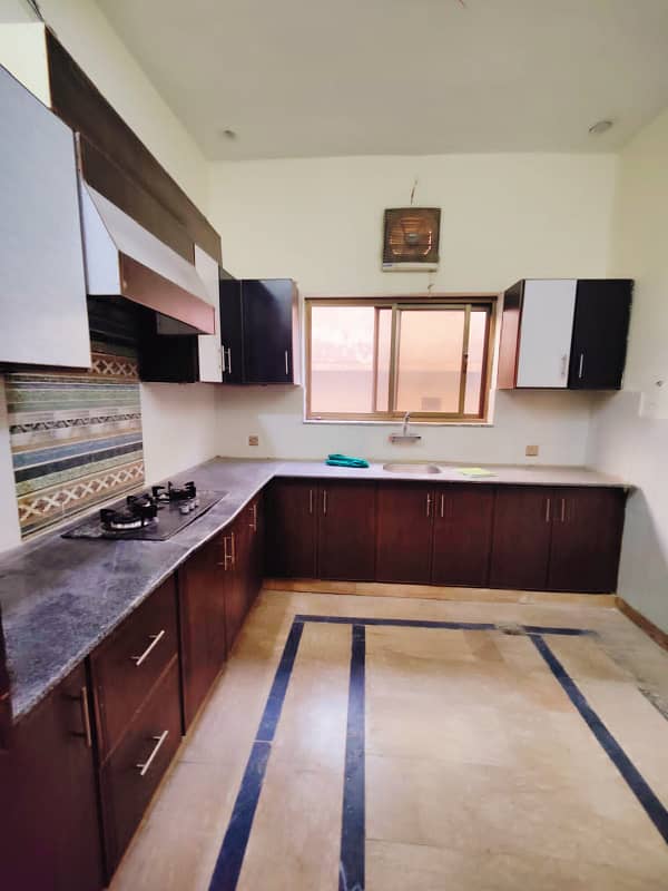 10Marla beautiful House Available For rent DHA phase 2 Islamabad 8