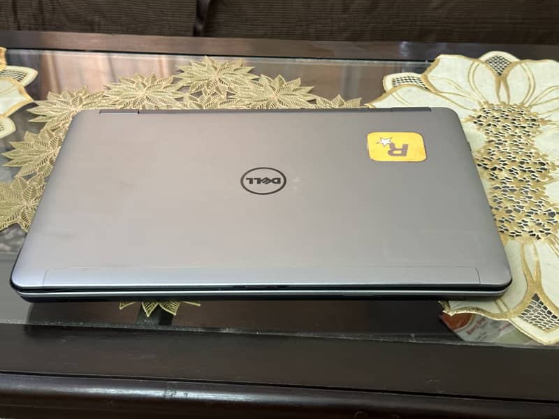 Dell Precision M2800 4