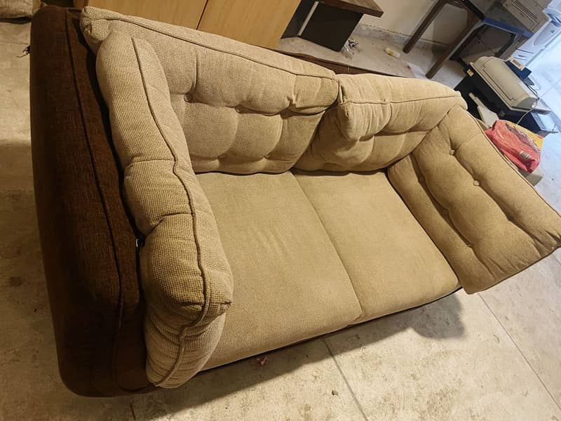 Sofa 2 seater and 3 seater for sale urgent 1