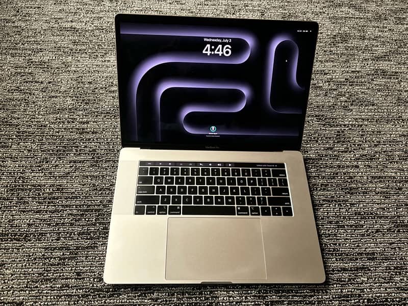 MacBook Pro 2018 16gb 512gb 0