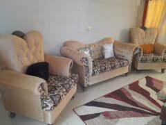 7 sitter sofa set with table