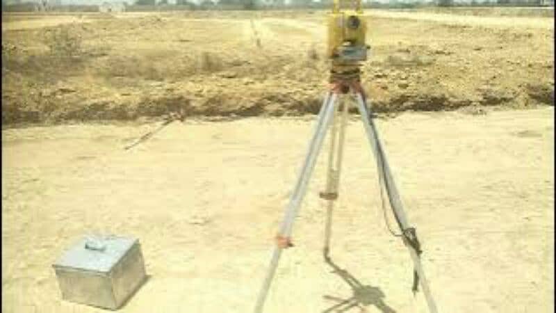 Land Surveyor With TotalStation 03193307245 11