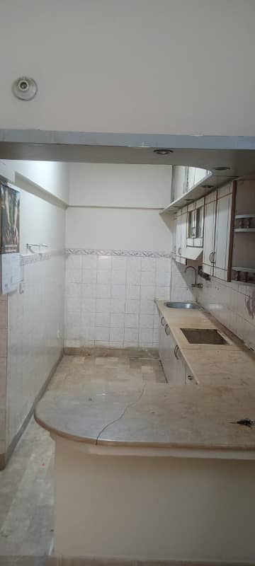 Excellent Opportunity : 2nd Floor Flat For Sale in Bhayani Heights Block 4 Gulshan-e-Iqbal Karachi 2