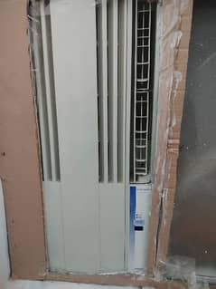 110 Ac window ac good condition just like new