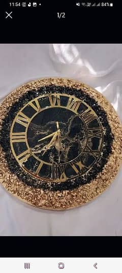 black beauty resin wall clock