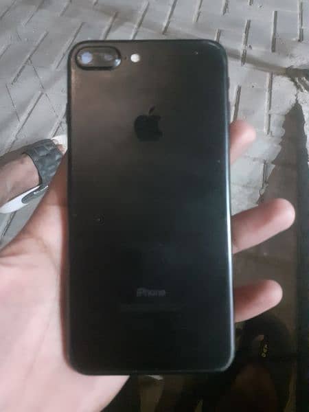 I phone 7 plus 128 gb black color pta approved 0