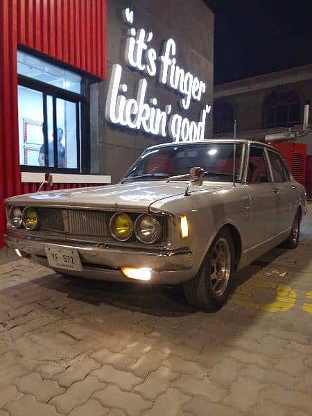 Toyota Corona 1972 11