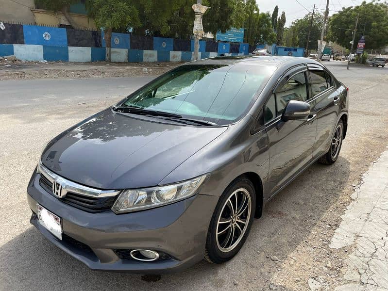 Honda Civic Ug 2015 Brandnew Condition 2