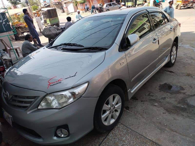 Toyota Corolla Altis 2013 0