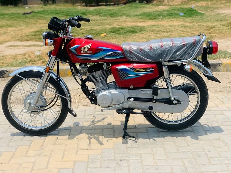 Honda 125 [2024] Model 5 Mahina nikli ha bike  Just 150km Driven Use 3