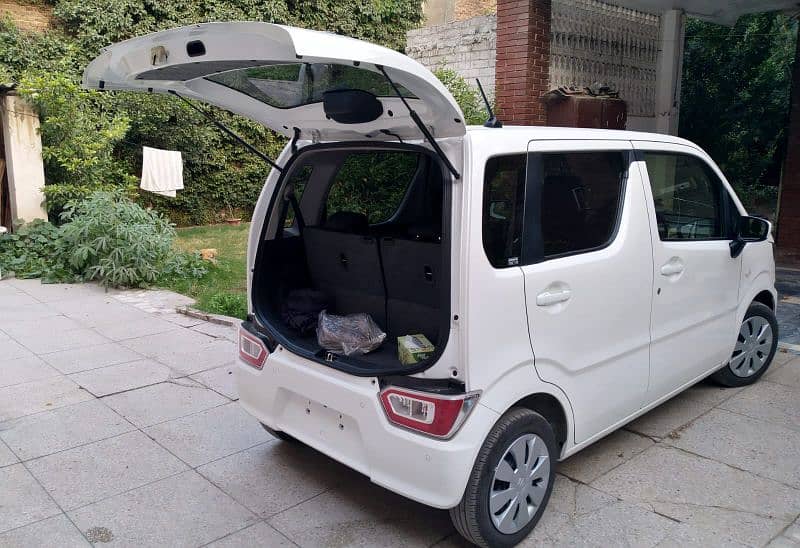 Suzuki Wagon R 2021 13