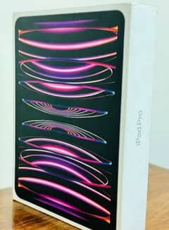 iPad pro m2 chip 2023 6th Gen 256gb for sale out