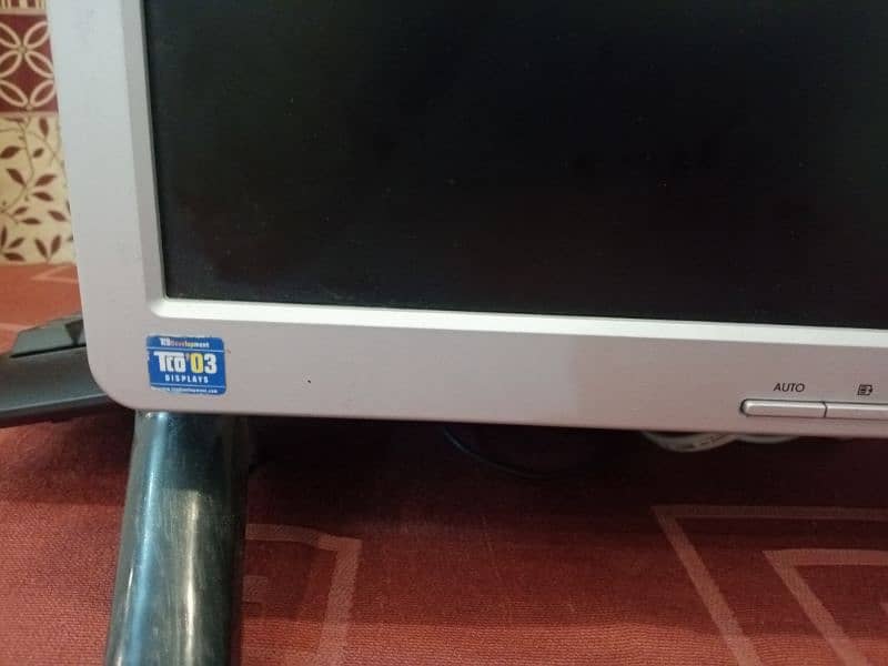 HP monitor for sale 17 inch monitor 2
