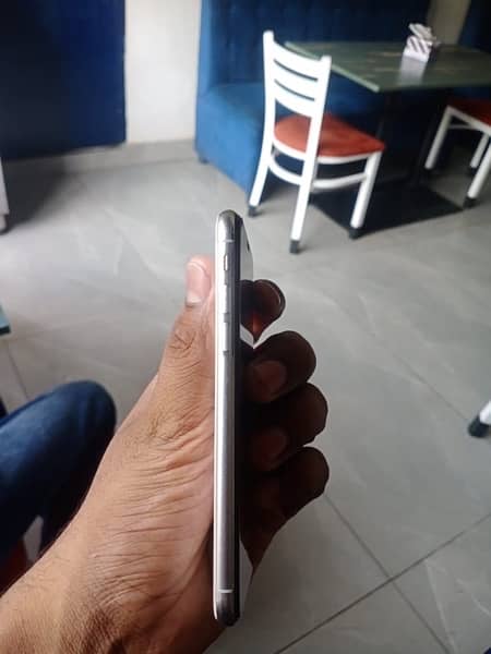 iphone x 256gb pta approved 6