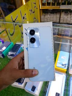 vivo y18 6+6 128 gb just box open 1 hour used full warranty 0