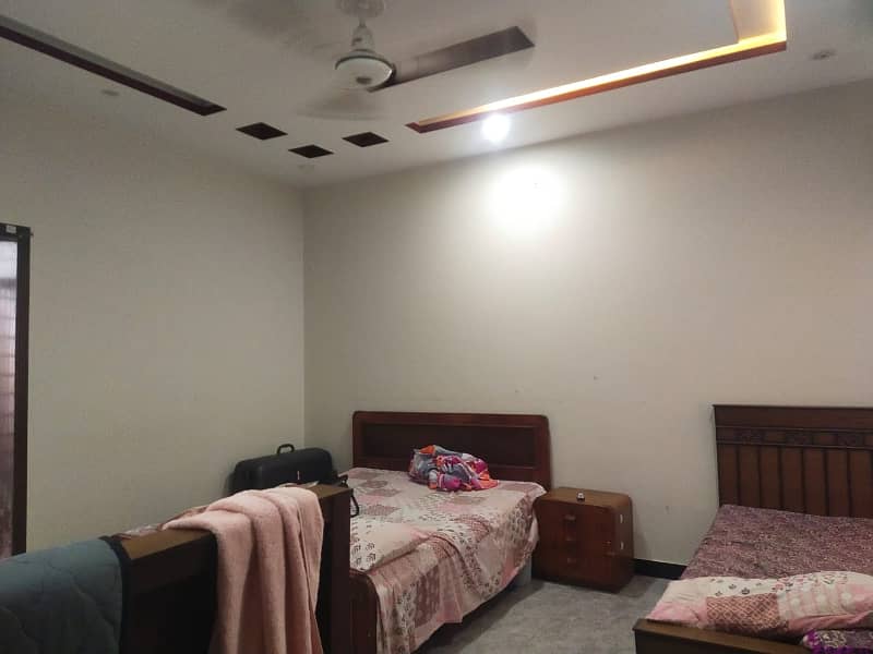 House for rent in G-16 Islamabad 4