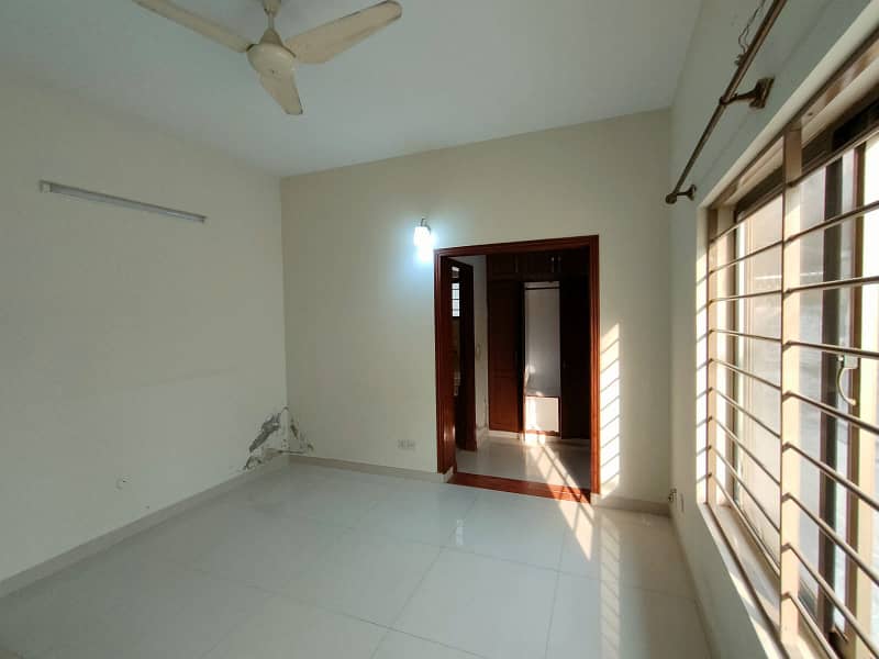 House available for rent in F-15 Islamabad 14