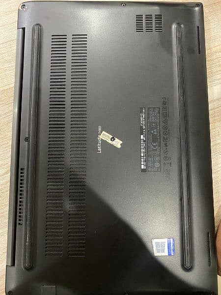 Dell Laptop, I7 6th Gen 10/10 condition 5