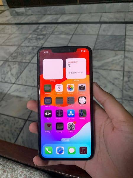 iphone 11 PRO MAX 64gb dual sim official pta proved 0