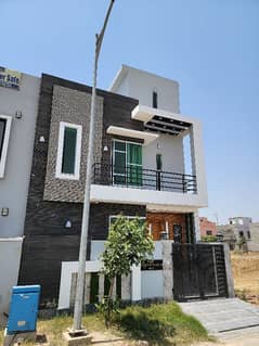 3 Marla Brand New House Available For Sale