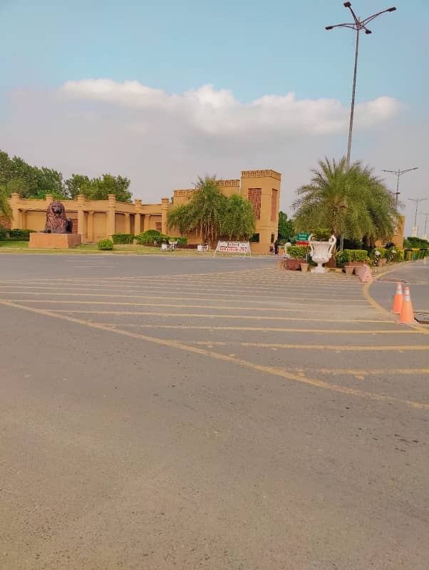 22 Marla Corner & Main Boulevard Plot LDA Approved Sui Gas Available 5