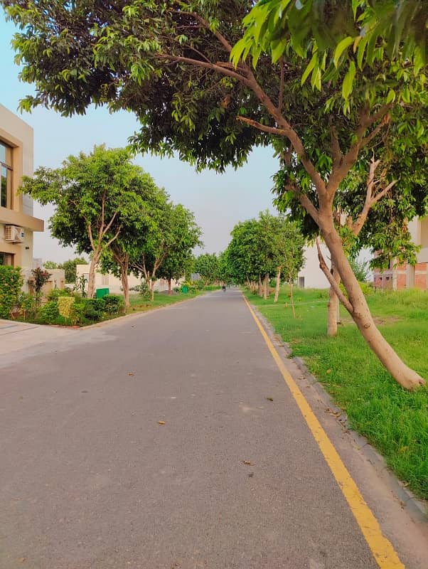 22 Marla Corner & Main Boulevard Plot LDA Approved Sui Gas Available 10